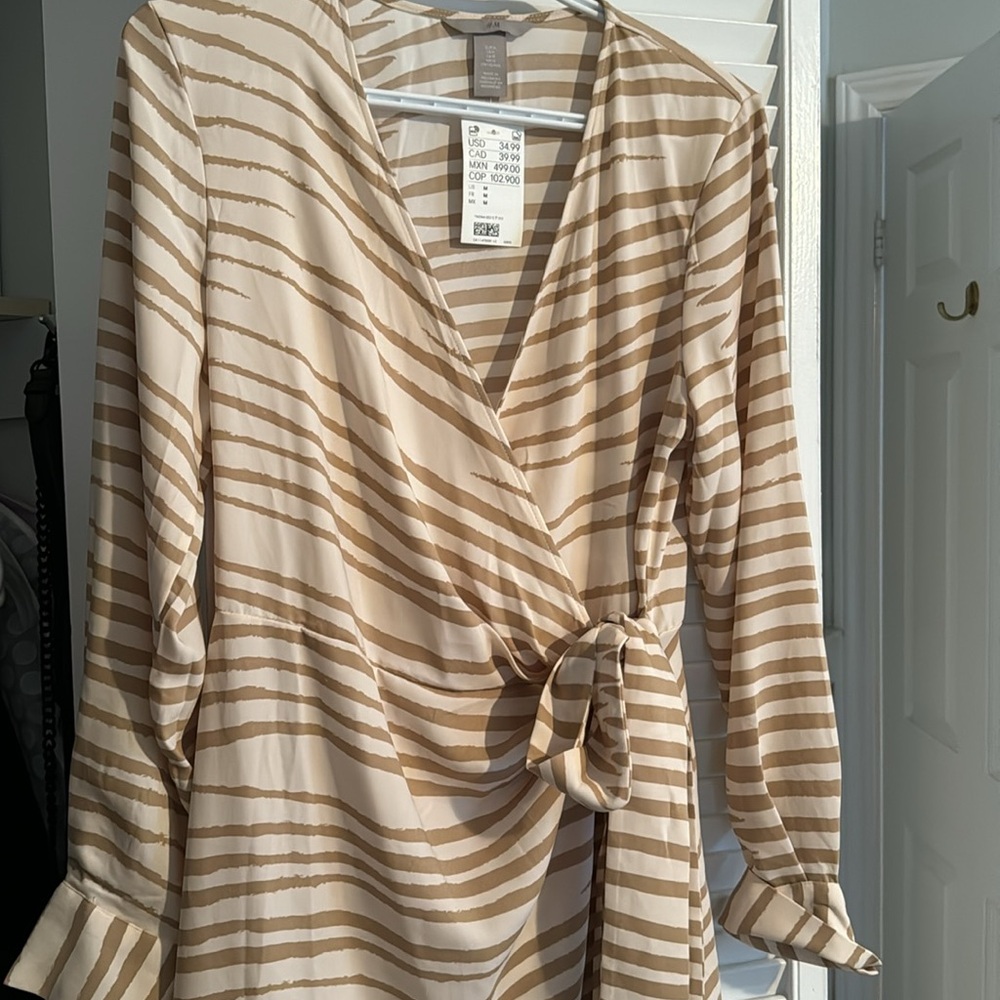 H&M wrap dress new with tags